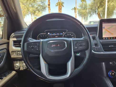 Used 2021 GMC Yukon SLT w/ SLT Premium Package AWD/4WD image 19