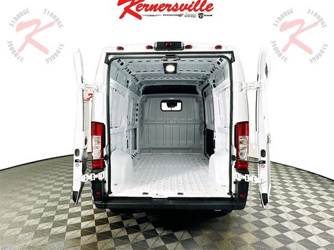New 2026 RAM ProMaster 3500 w/ Cold Weather Group image 16
