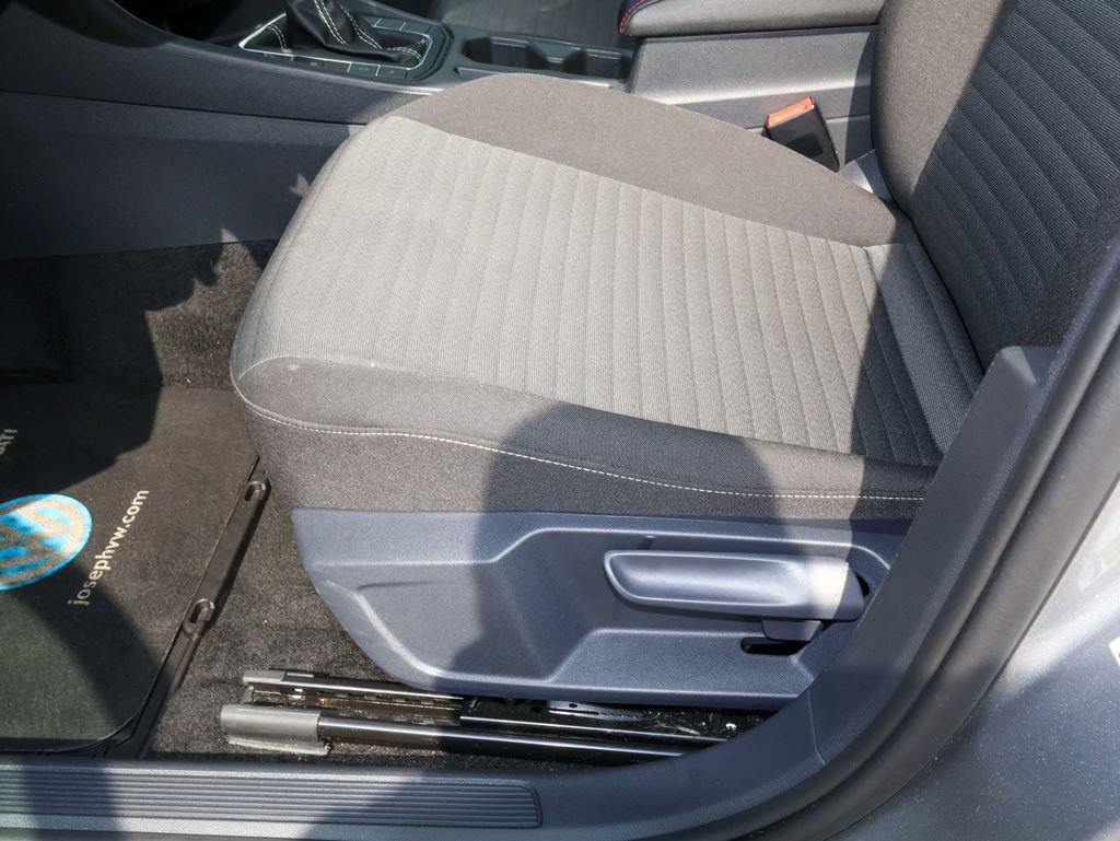 Certified 2026 Volkswagen Jetta S FWD image 12