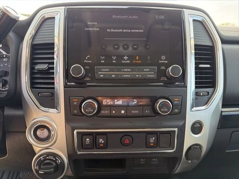 Used 2021 Nissan Titan SV w/ SV Convenience Package AWD/4WD image 12