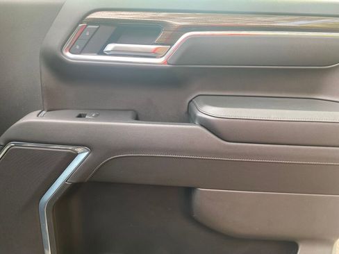 Used 2025 Chevrolet Silverado 1500 LT image 23