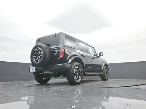 New 2025 Ford Bronco Outer Banks image 29