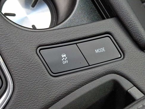 Used 2023 Cadillac XT5 Luxury image 25