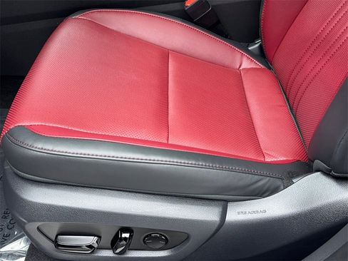 Used 2025 Lexus NX 250 FWD w/ Towing Package (2000 Lbs) image 37