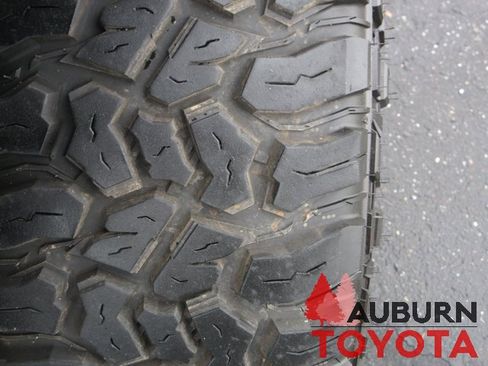 Used 2022 Toyota Tacoma SR image 4