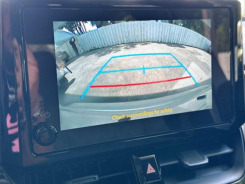 Used 2025 Toyota Corolla LE FWD image 13
