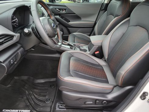 Used 2024 Subaru Crosstrek 2.5i Limited AWD/4WD image 22