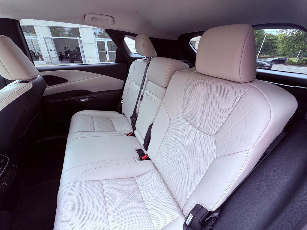 Certified 2024 Lexus RX 350 Premium Plus w/ Convenience Package FWD image 18