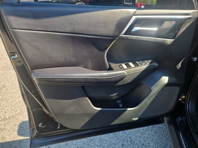 Used 2024 Mitsubishi Outlander SE Black Edition AWD/4WD image 18