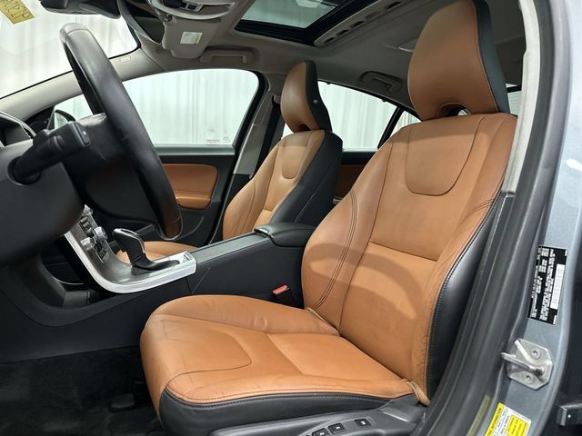 Used 2017 Volvo S60 T5 Inscription AWD/4WD image 16
