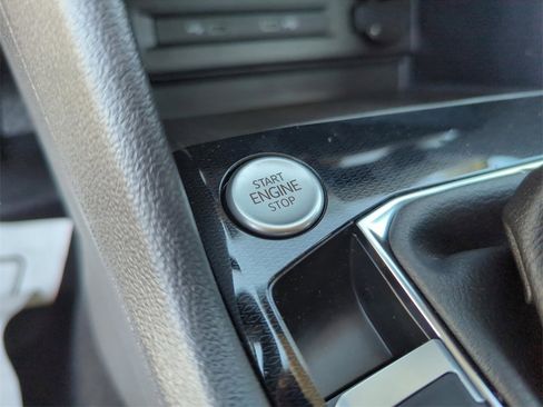 New 2026 Volkswagen Taos S image 39