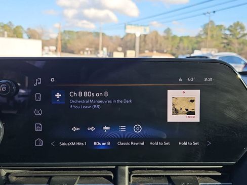 Used 2025 Chevrolet Trax LT w/ Driver Confidence Package image 13