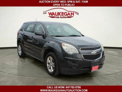 Used 2012 Chevrolet Equinox LS FWD image 2