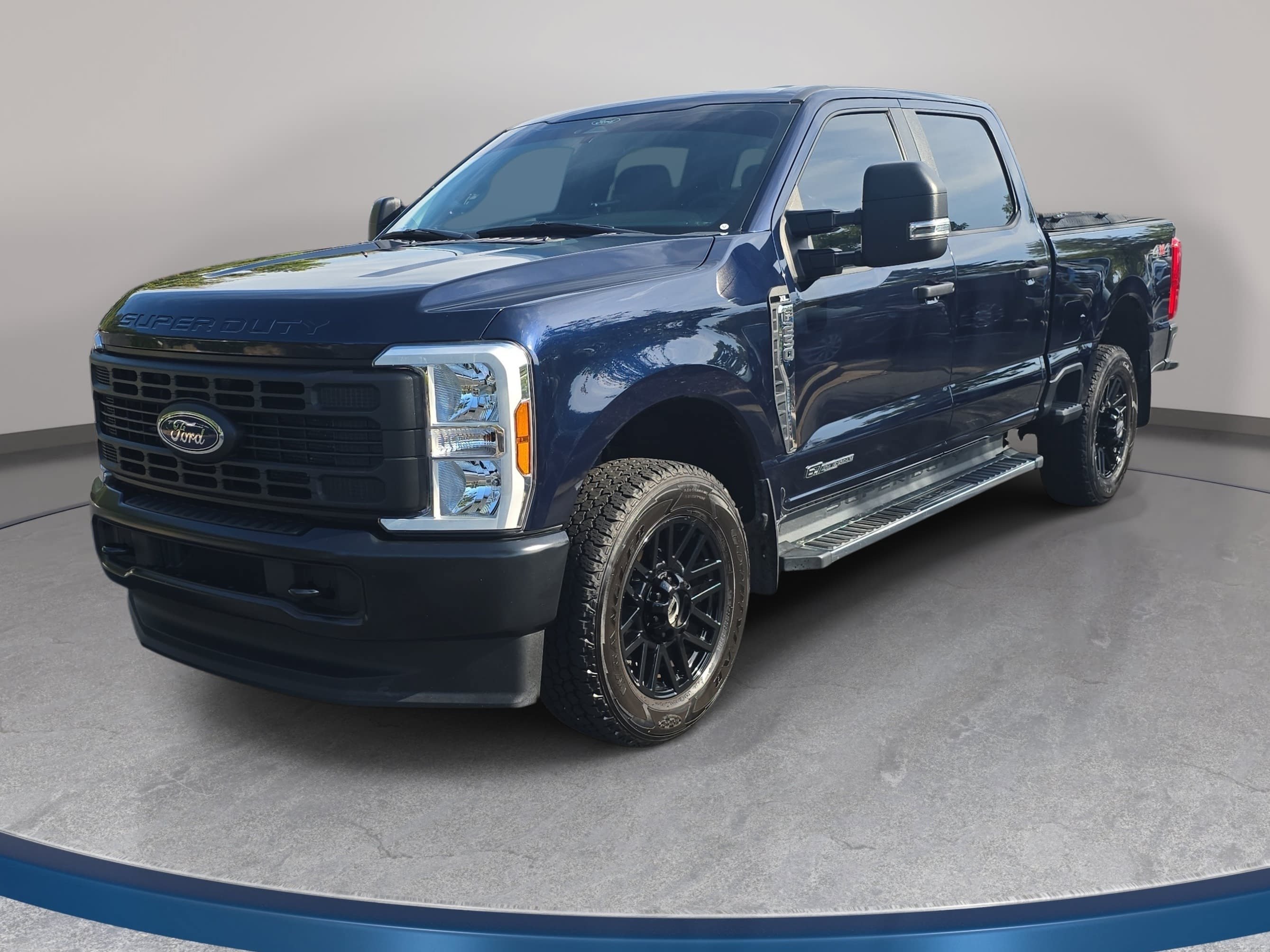 Used 2024 Ford F250 XL AWD/4WD image 1
