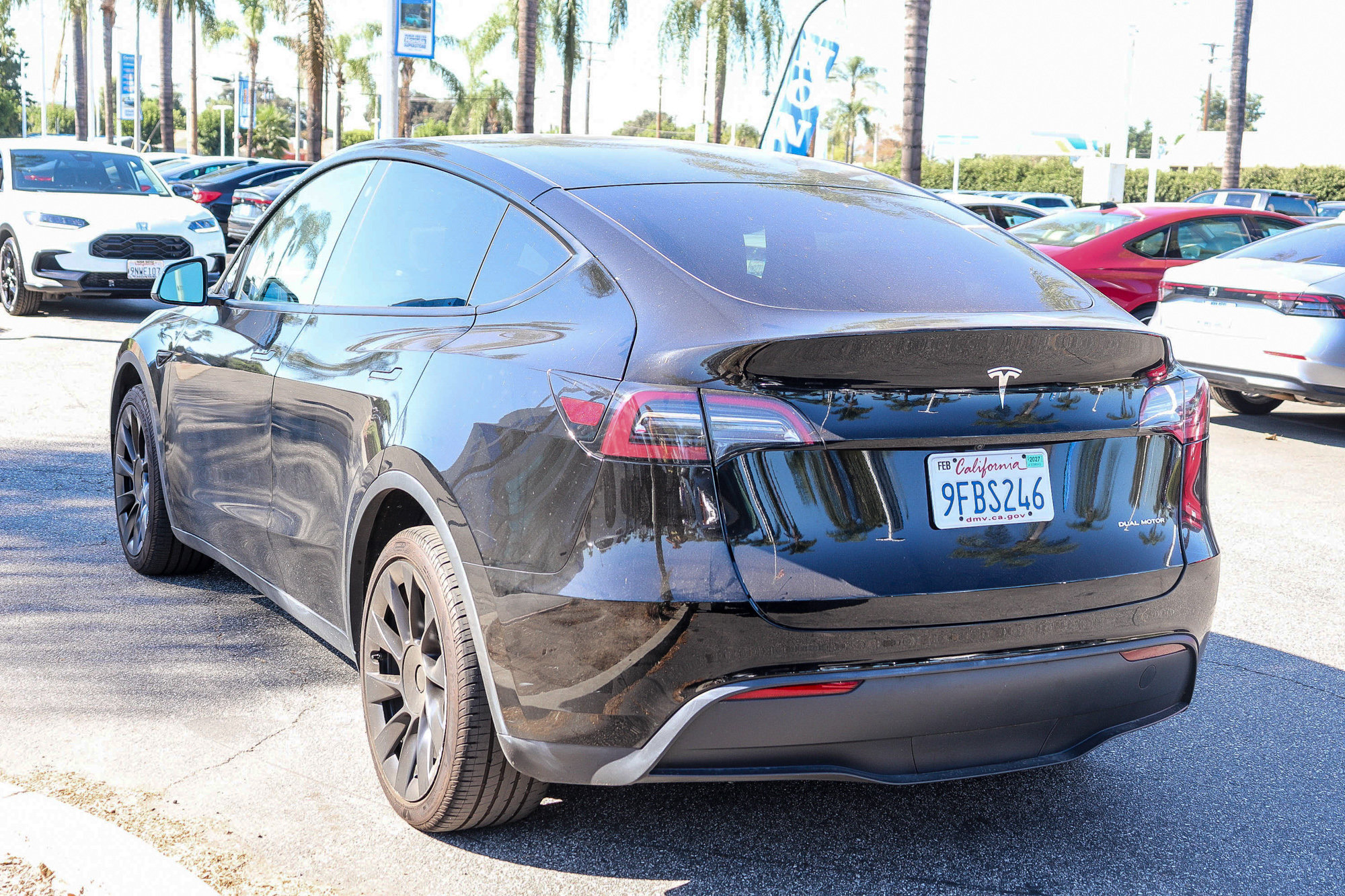 Used 2023 Tesla Model Y Long Range AWD/4WD image 11