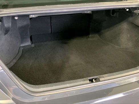 Used 2025 Toyota Camry LE AWD/4WD image 4