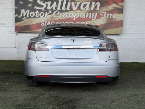 Used 2012 Tesla Model S Signature Performance image 12