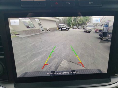 Used 2022 Ford F150 XLT w/ Equipment Group 302A High image 14