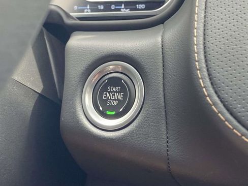 Certified 2023 GMC Yukon XL AT4 w/ AT4 Premium Package AWD/4WD image 28