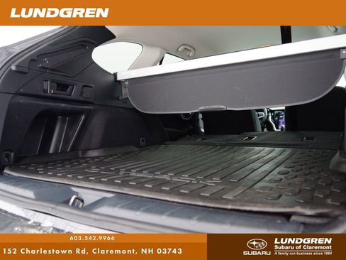Used 2022 Subaru Outback Premium image 27