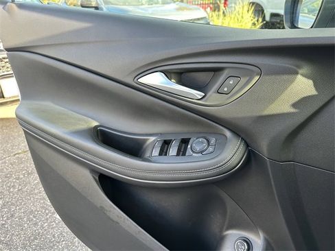 Used 2023 Buick Encore GX Select w/ Sport Touring Package image 30