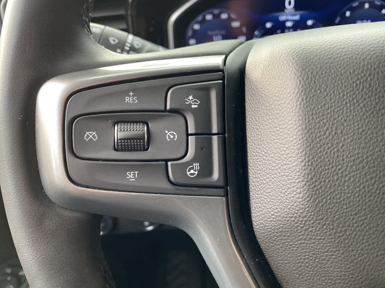 Used 2023 Chevrolet Silverado 1500 LT AWD/4WD image 20