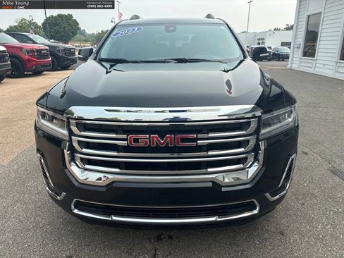 Used 2023 GMC Acadia SLE w/ Driver Convenience Package AWD/4WD image 2