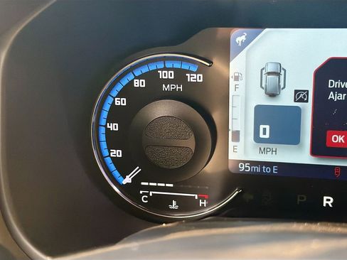 Used 2023 Ford Bronco Outer Banks AWD/4WD image 37