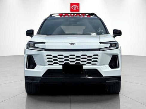 New 2026 Toyota RAV4 XSE AWD/4WD image 7