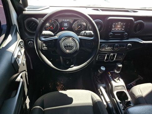 Used 2021 Jeep Wrangler Unlimited Sport AWD/4WD image 11