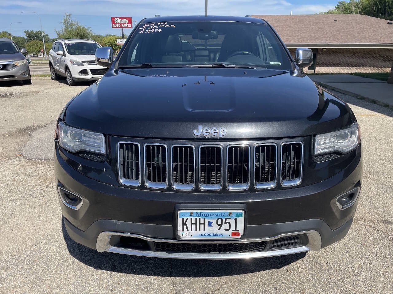Used 2014 Jeep Grand Cherokee Limited w/ Luxury Group II AWD/4WD image 3