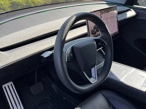Used 2026 Tesla Model Y AWD image 11