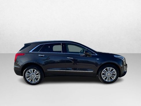 Used 2019 Cadillac XT5 Premium Luxury w/ Driver Assist Package image 4