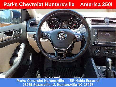 Used 2017 Volkswagen Jetta SE FWD image 22