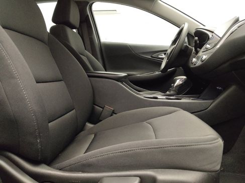Used 2024 Chevrolet Malibu LT FWD image 21