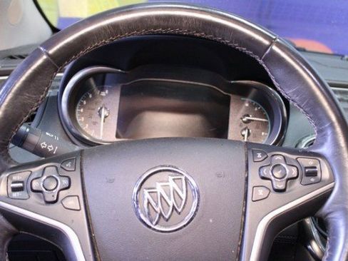 Used 2016 Buick LaCrosse Leather image 19