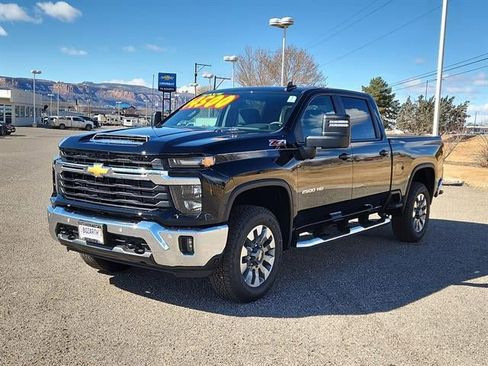 New 2026 Chevrolet Silverado 2500 LT w/ All Star Edition AWD/4WD image 2
