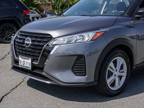 Used 2024 Nissan Kicks S FWD image 10