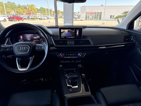 Used 2018 Audi Q5 2.0T Premium Plus w/ Premium Plus Package AWD/4WD image 28