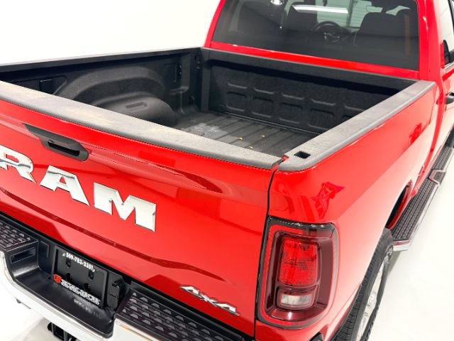 Used 2026 RAM 2500 Big Horn AWD/4WD image 9