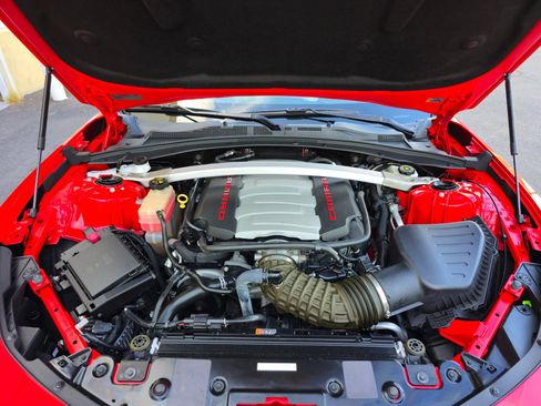 Used 2016 Chevrolet Camaro SS image 37
