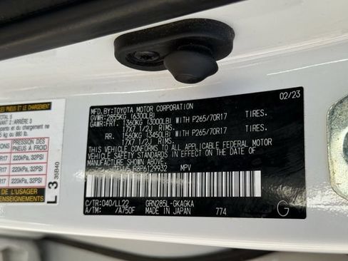 Used 2023 Toyota 4Runner 40th Anniversary SE AWD/4WD image 35