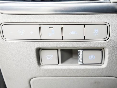 Used 2022 Hyundai Palisade Calligraphy image 39