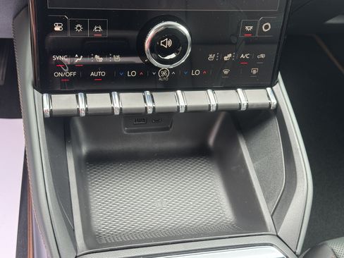 New 2027 GMC Terrain AT4 w/ Convenience Package III AWD/4WD image 34
