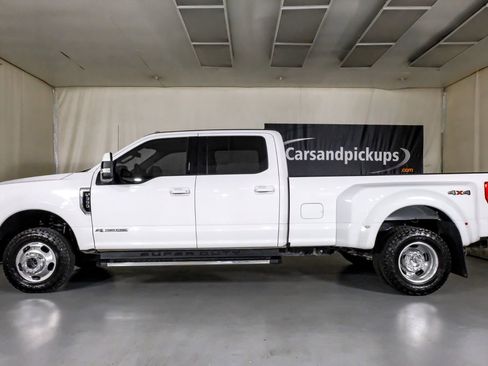 Used 2021 Ford F350 Lariat w/ Lariat Value Package image 11