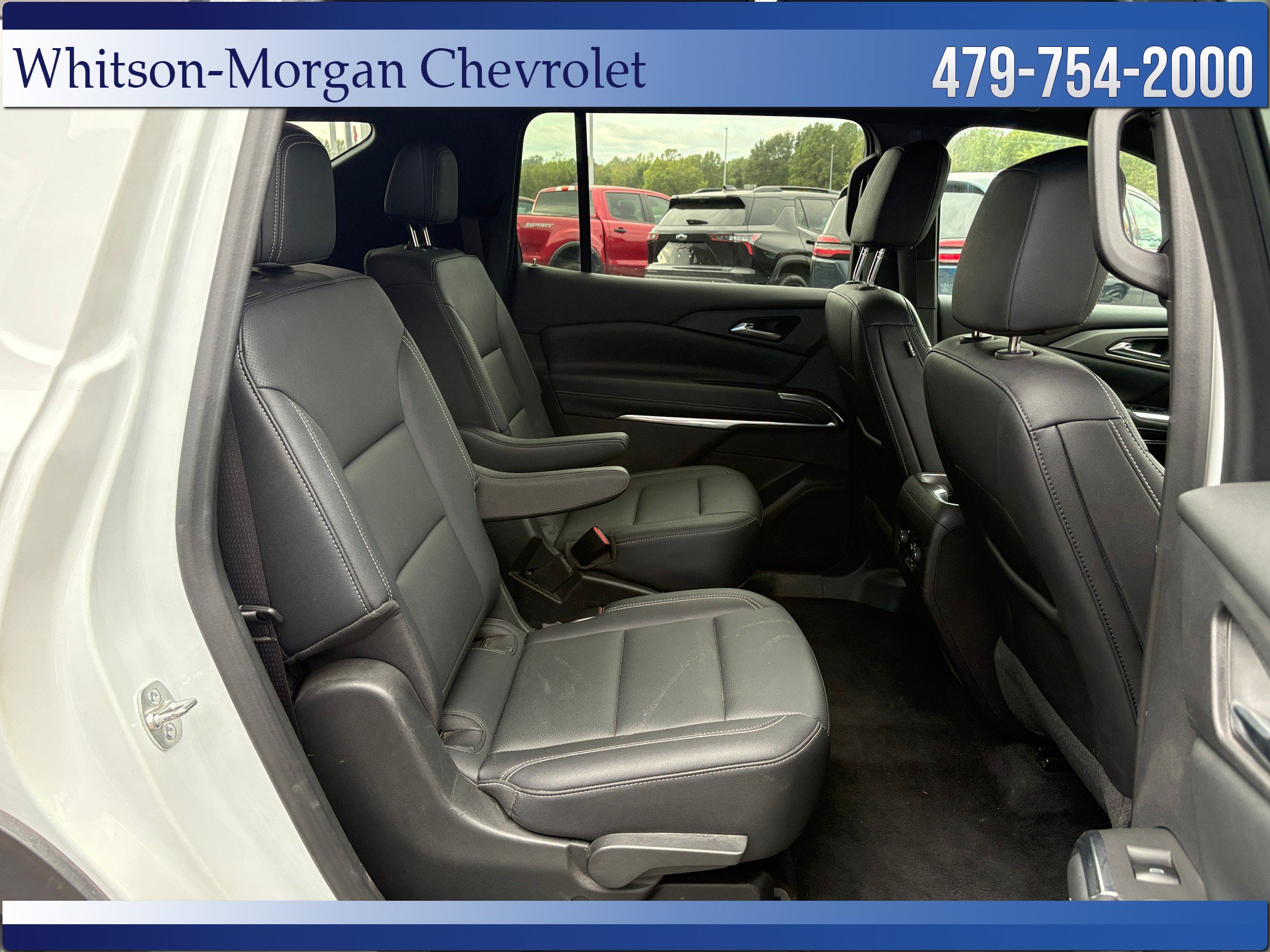 Used 2025 Chevrolet Traverse LT FWD image 33