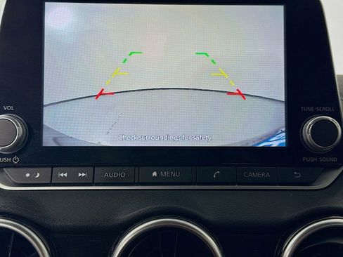 Used 2022 Nissan Sentra SV image 16