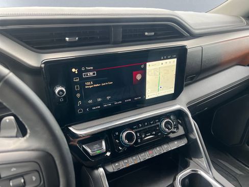 Used 2024 GMC Sierra 1500 Denali image 15