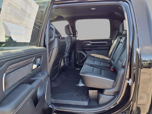 New 2026 RAM 1500 Laramie AWD/4WD image 23