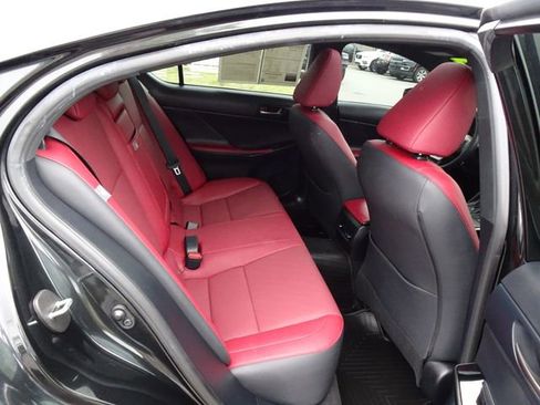 Used 2024 Lexus IS 350 F Sport RWD image 18